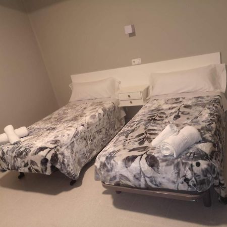 פונפרדה Hostal Conde De Lemos מראה חיצוני תמונה