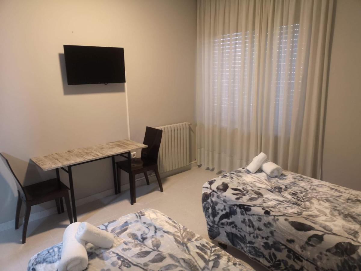 פונפרדה Hostal Conde De Lemos מראה חיצוני תמונה