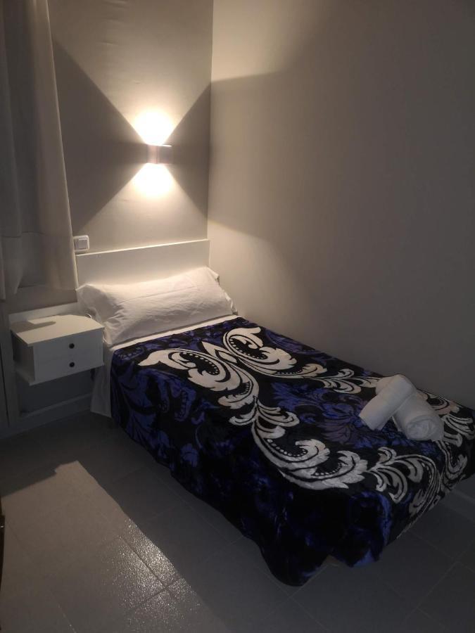 פונפרדה Hostal Conde De Lemos מראה חיצוני תמונה